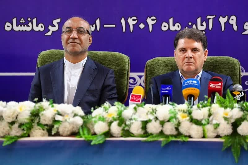 استاندار کرمانشاه در جمع استانداران برتر کشور