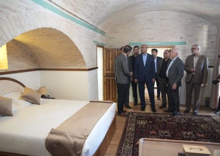 هتل بوتیک آریانا در محله تاریخی فیض‌آباد کرمانشاه افتتاح شد