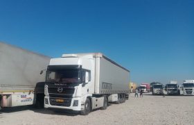 تردد بیش از ۲۵۵ هزار دستگاه کامیون حامل کالاهای صادراتی در گمرکات مرزی استان کرمانشاه