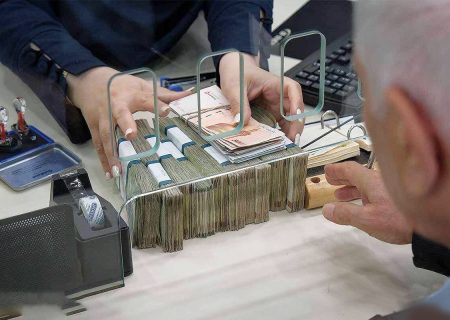 وام با ابهام!/38 هزار میلیارد تومان تسهیلات  سفر رئیس جمهور بین چه کسانی تقسیم شده است