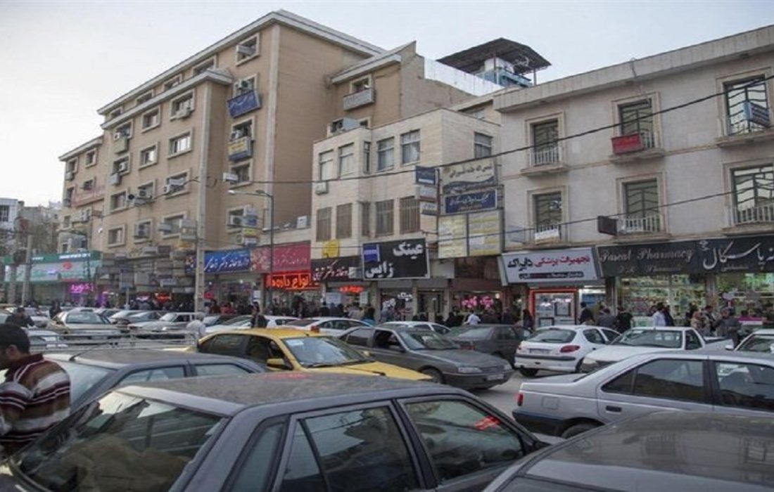 پارکینگ؛ معضل مزمن کرمانشاه/ وقتی زور مسئولین به چند متخلف خُرد هم نمی‌رسد