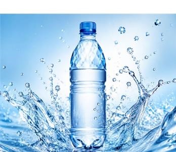 هشدار! بطری آب معدنی پلاستیکی را در آفتاب، خودرو و فریزر نگذارید