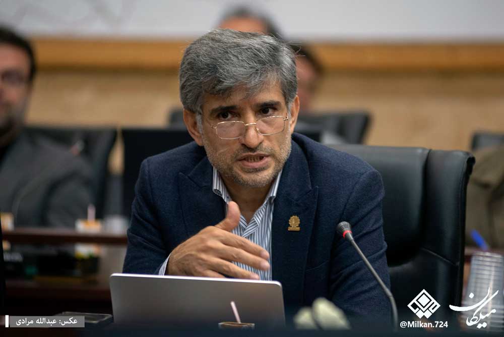 بورس صنعت راهکاری برای حفظ نخبگان و تأمین نیروی انسانی مورد نیاز صنایع است